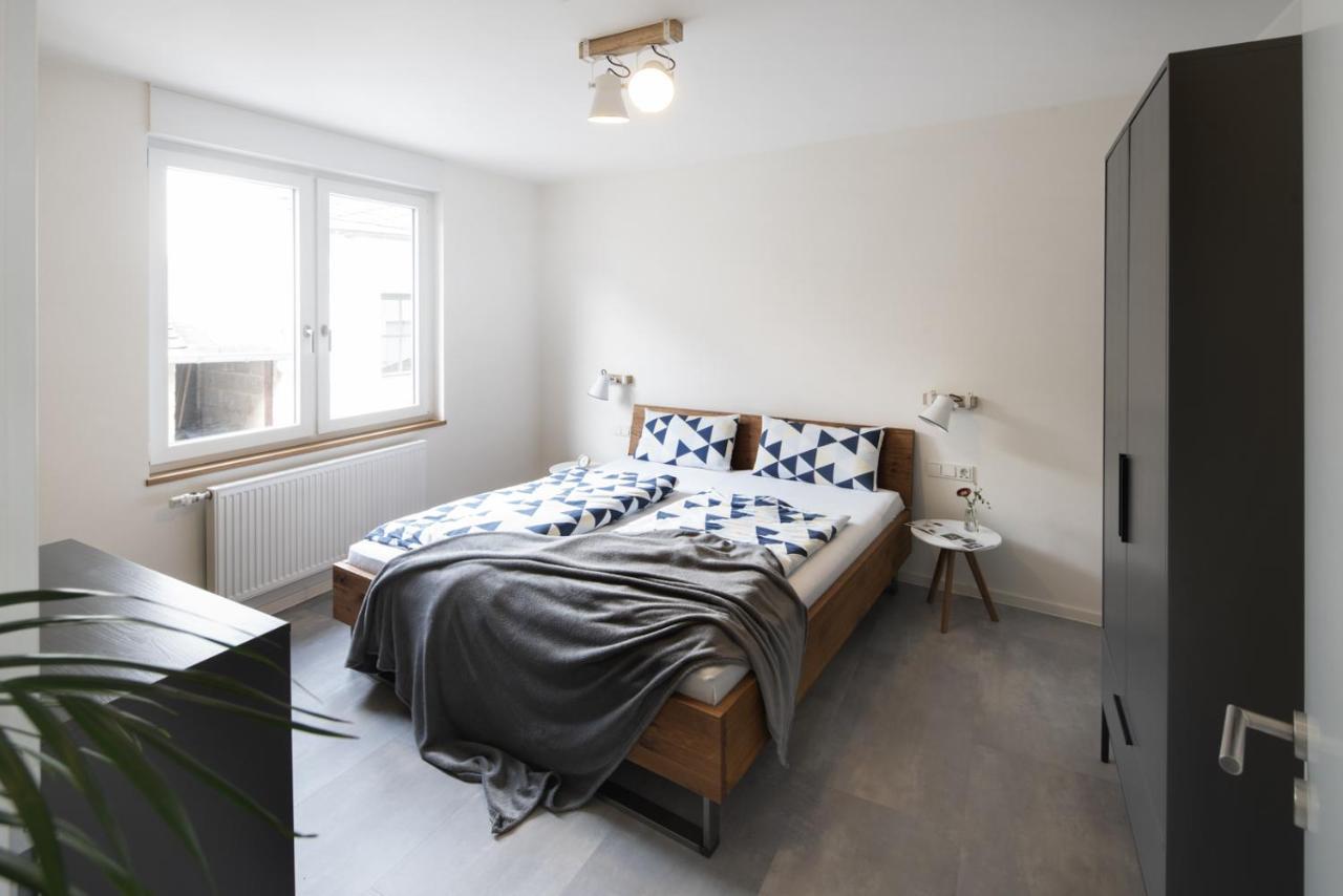 Ferienwohnung Claes Weinquartier - Weingut Claes Schmitt Erben Trittenheim Exterior foto